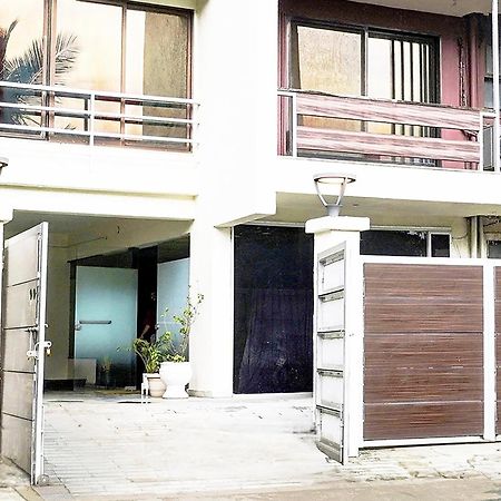 Super Hotel O Seawoods Near Palm Beach Road Formerly Sai Roop ナビムンバイ エクステリア 写真